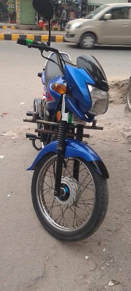 Honda pridor bike for sail 03471629671 smart card 135000 Rs condition 5