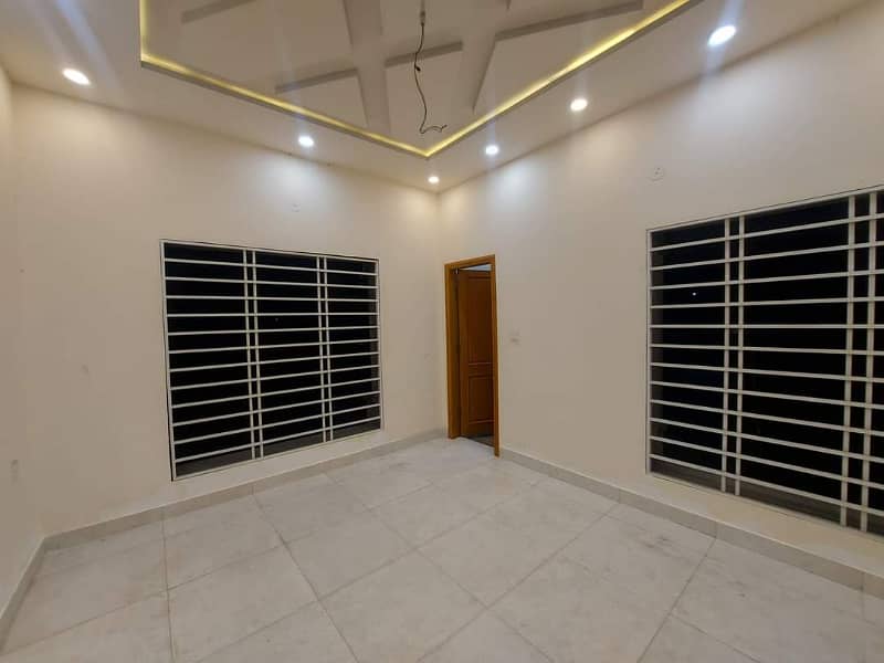 5 Marla Brand New Most Lavish and Luxuries House For Sale In Lyallpur Avenue Jaranwala Road Faisalabad 7