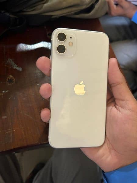 iPhone 11 64Gb 4