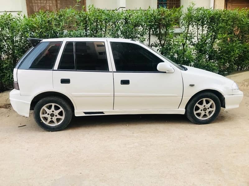 Suzuki Cultus Limited Edition VXR 2017 4