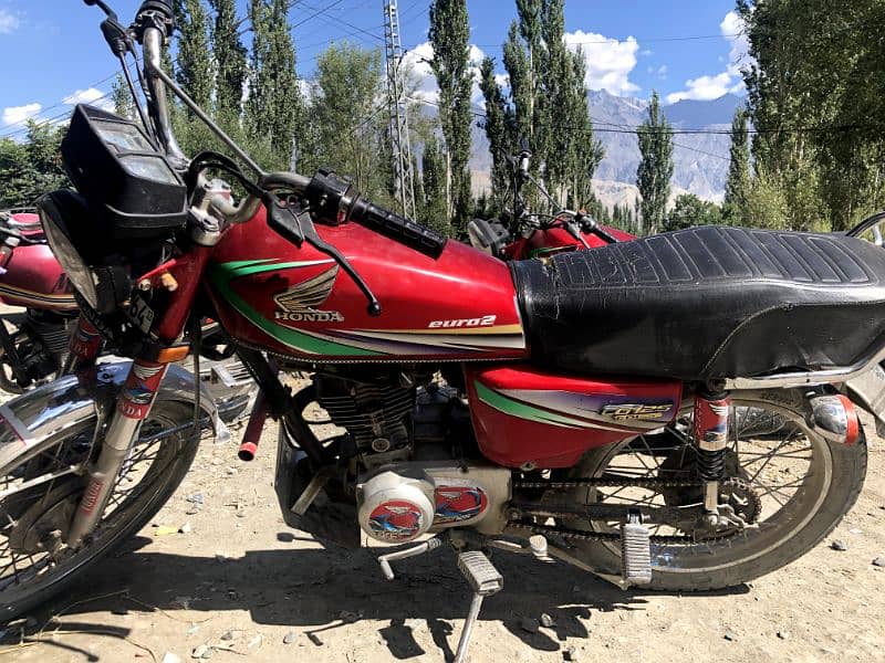 Honda 125 used like new 1