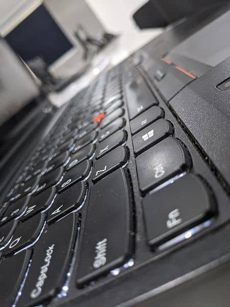 Lenovo P50 Thinkpad Workstation 1