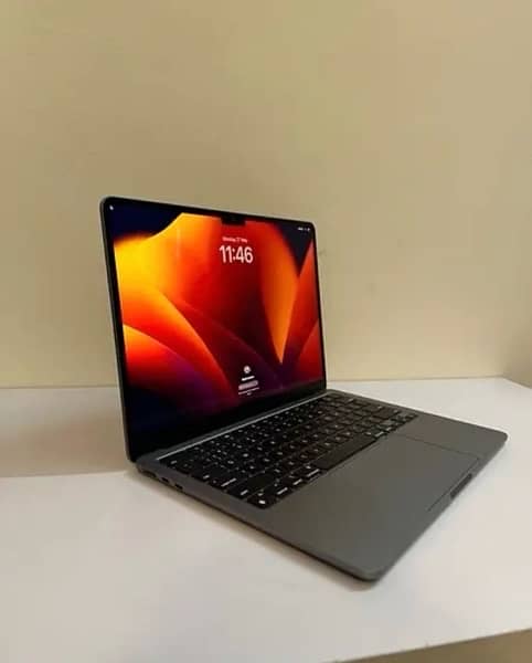 MacBook Air M2 Grey 2022 2