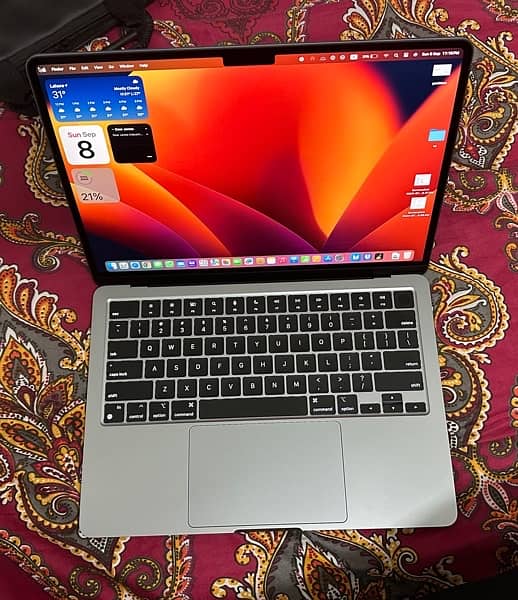 MacBook Air M2 Grey 2022 6