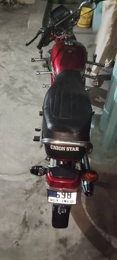 urgent sale 21 mdl lush condition islamabad ka number laga hwa hai