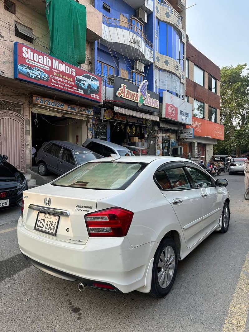 Honda City 1.5 Aspire Auto 2018 Already bank leased 6