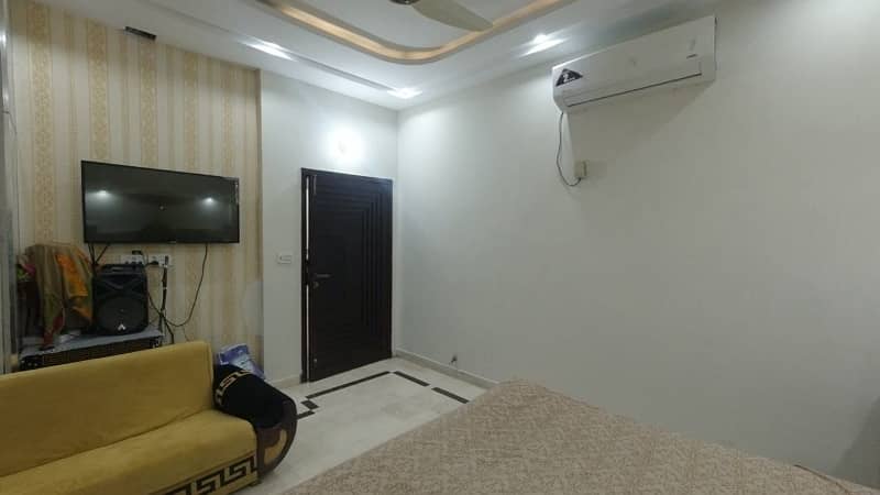 Prime Location 6 Marla House In Central Lahore Medical Housing Society For sale 4