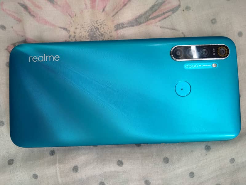 Realme 5i 0