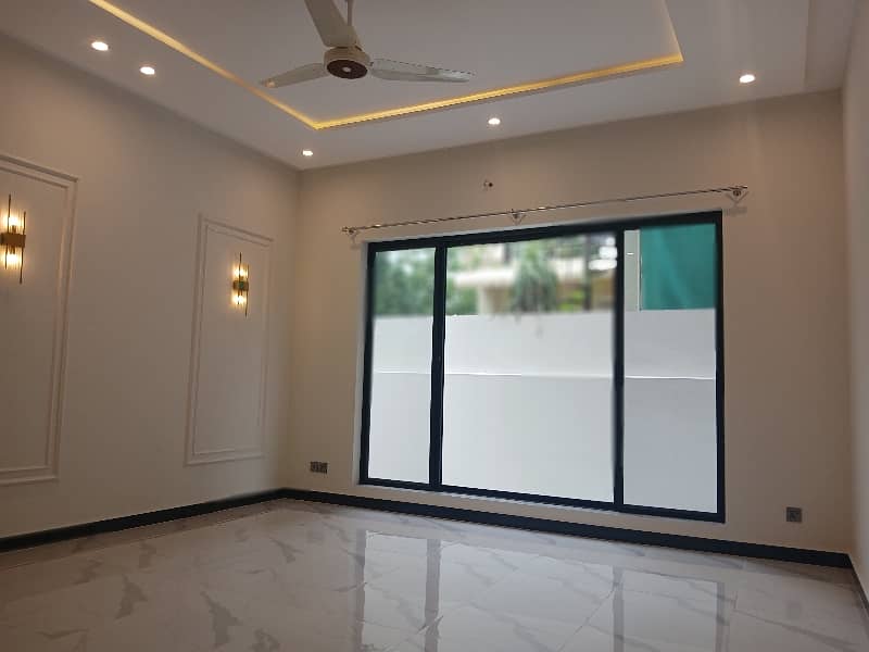 1 kanal brand new upar portion for rent 20