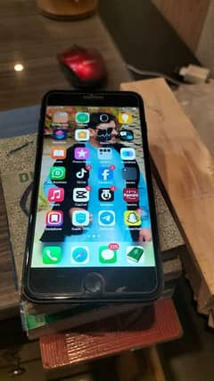 iPhone 7plus 128GB