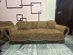 7 seater sofa (3+2+1+1) solid wood solid condition