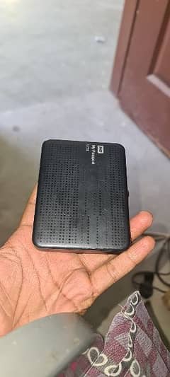 Western Digital My Passport Ultra 1000 GB Portable External Hard Drive