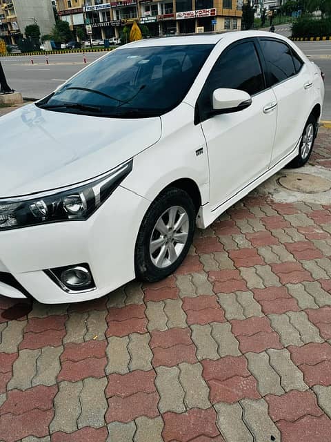 Toyota Corolla Altis 2015 Grandy, Automatic, 1.8 1