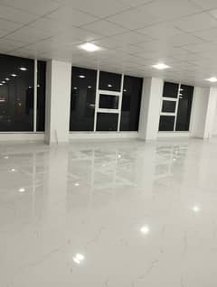 1950 sqft space For Rent For Call Centers Software House Multinational Companies Institutes etc 0