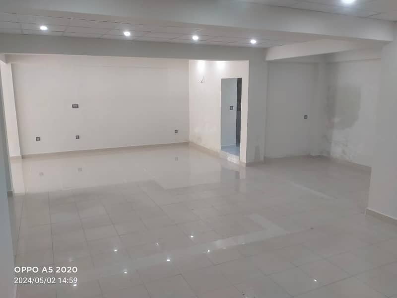 1200 Sqft Ground Floor Commercial Space Available For Rent In F 8 Markaz 4