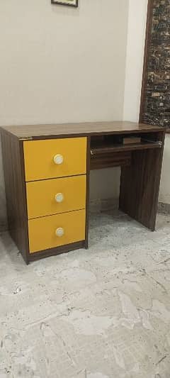 (2). . Inter wood Study Table Condition 10/10 Bilkul New