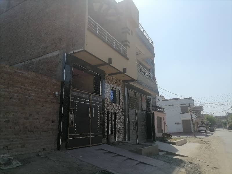 Good 2 Marla House For Sale In Green Town 4