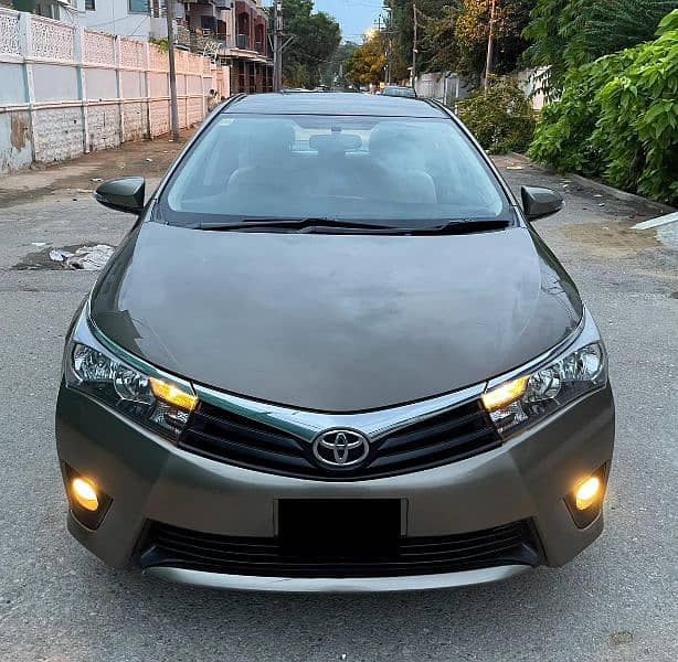 Toyota Corolla Altis 2015 0