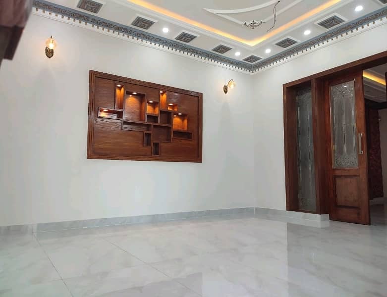 In Wapda Town Phase 2 10 Marla House For sale 1