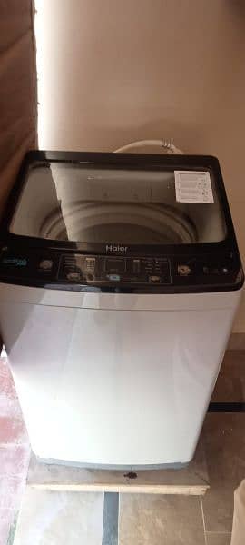 Automatic washing machine almost new only 4 months use 2