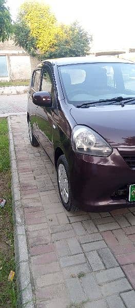 Daihatsu Mira 2013 1