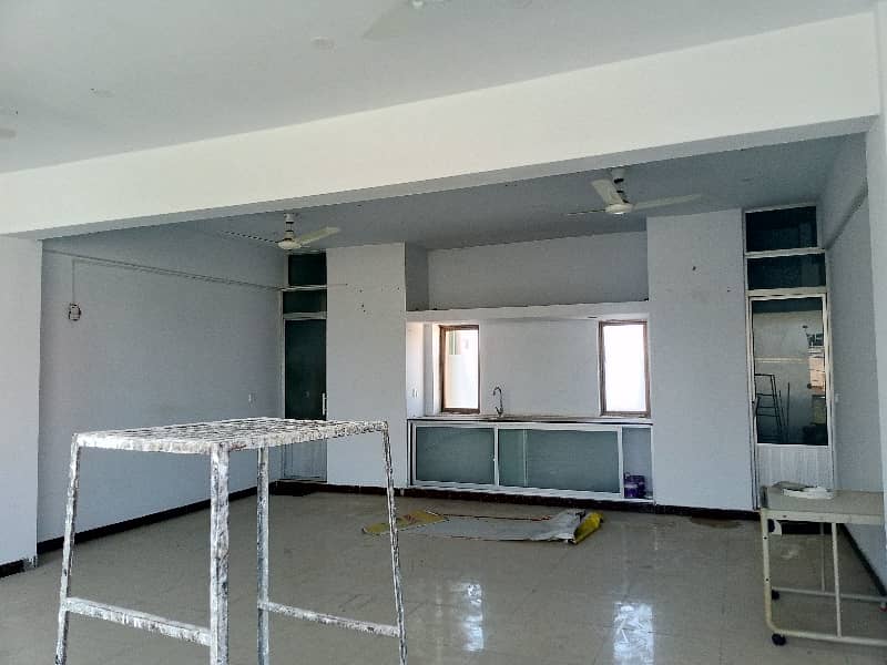 Office for Rent Near Tehzeeb Bakers 7