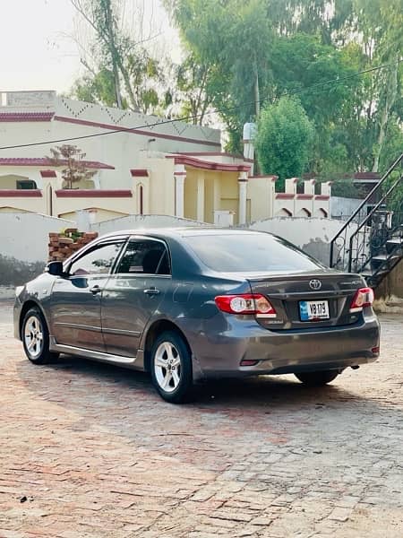 Toyota Corolla Altis 2012 5