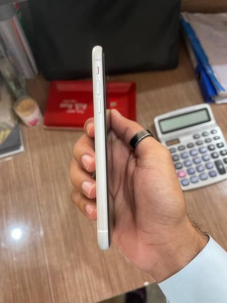 iPhone xr non pta 3