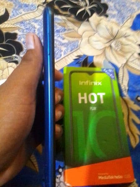 Infinix HOT 11 Play 7