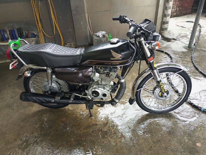 Honda CG 125 special addition 2