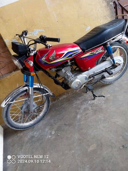 i am seeling my bike cg 125 model 2017 8