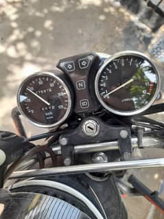 Suzuki GS 150se