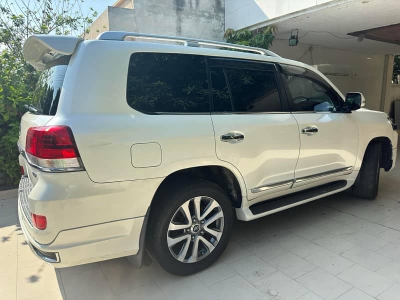 2013 Toyota Land Cruiser V8 AXG for sale 9