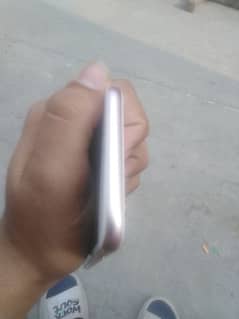 i phone 6s      exchange poosible i phone ka sath