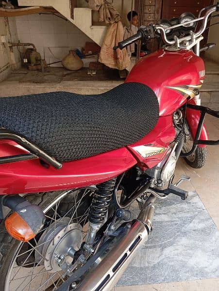 Yamaha yb125z urgent forsale 3