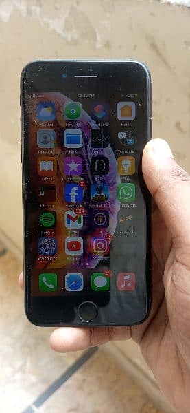 iPhone 7 official PTA approved 32gb 1