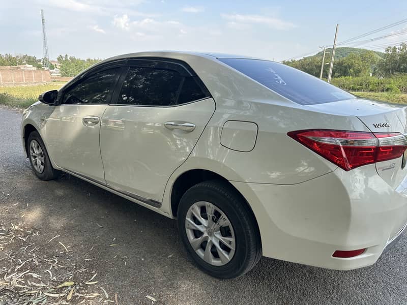 Toyota Corolla GLI 2015 1