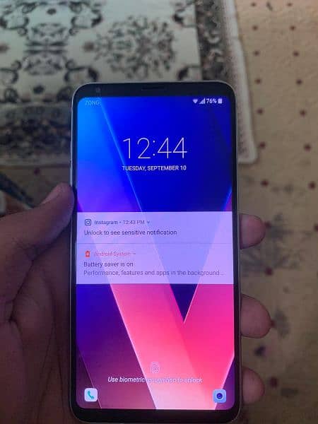 LG V30 plus 0