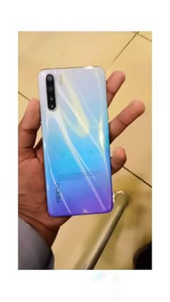 Oppo F15 Pro 8/256 GB 0