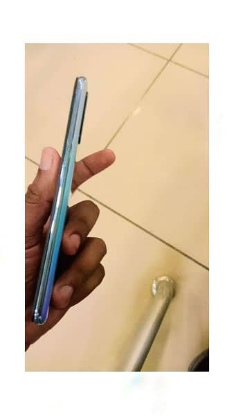 Oppo F15 Pro 8/256 GB 1