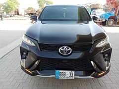 Toyota Fortuner Legender 2022