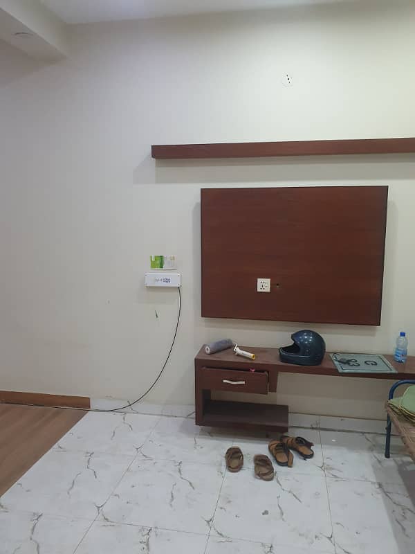 Dha Rahbar 5 Marla House Available For Rent With Gas 3