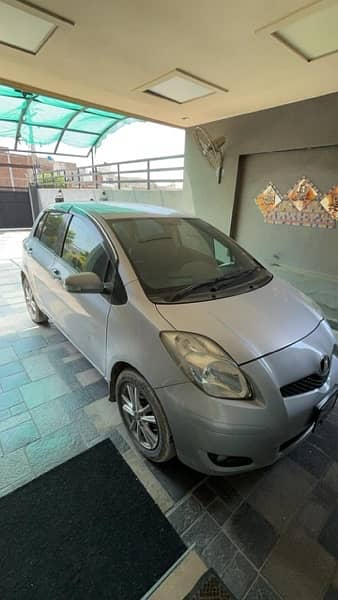 Toyota Vitz 2010 1