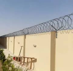 Chain Link Electric Fence Razor wire Barbed wire Security Mesh jali