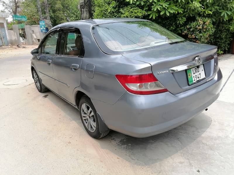 Honda City IDSI 2004 4 5