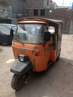 Auto rickshaw for pick and drop service