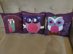 hand embroidery cushions 0