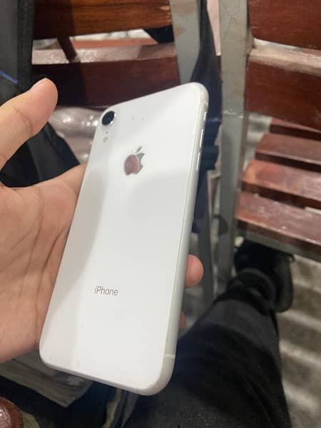 iphone xr 1