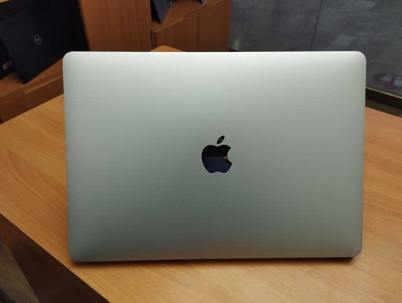 MacBook Pro 2020 i7 2