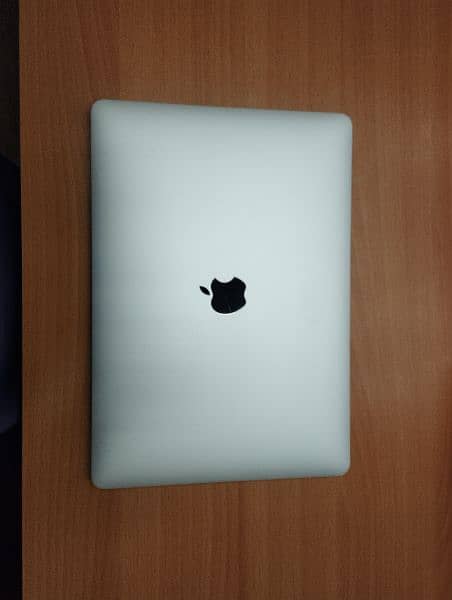 MacBook Pro 2020 i7 5